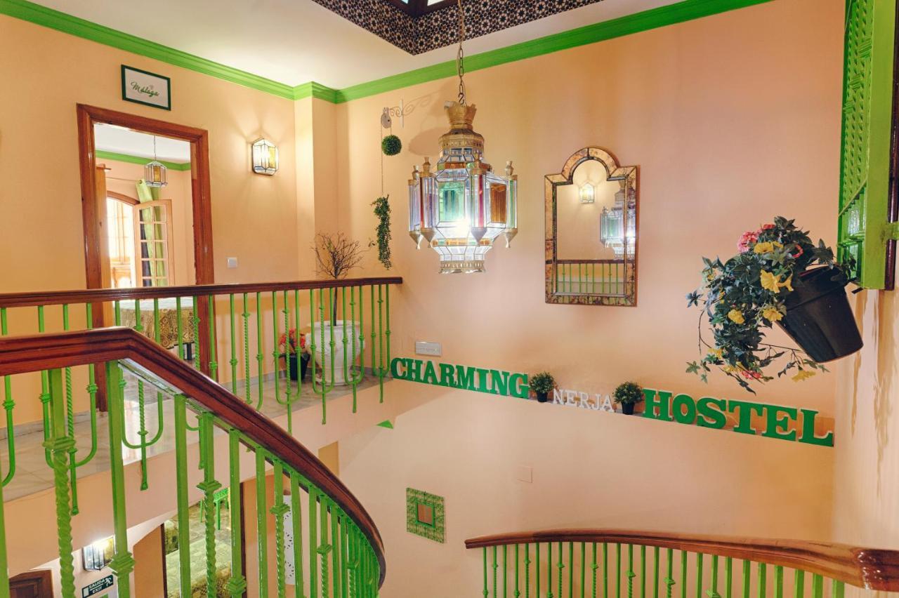 Charming Nerja Hostel Exterior photo
