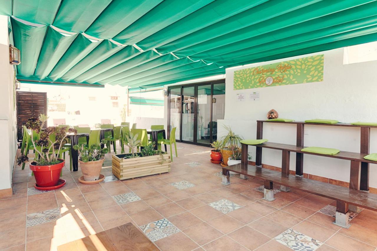 Charming Nerja Hostel Exterior photo