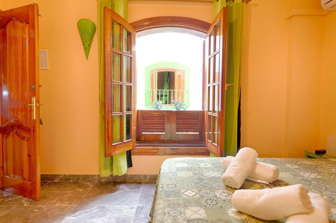 Charming Nerja Hostel Exterior photo