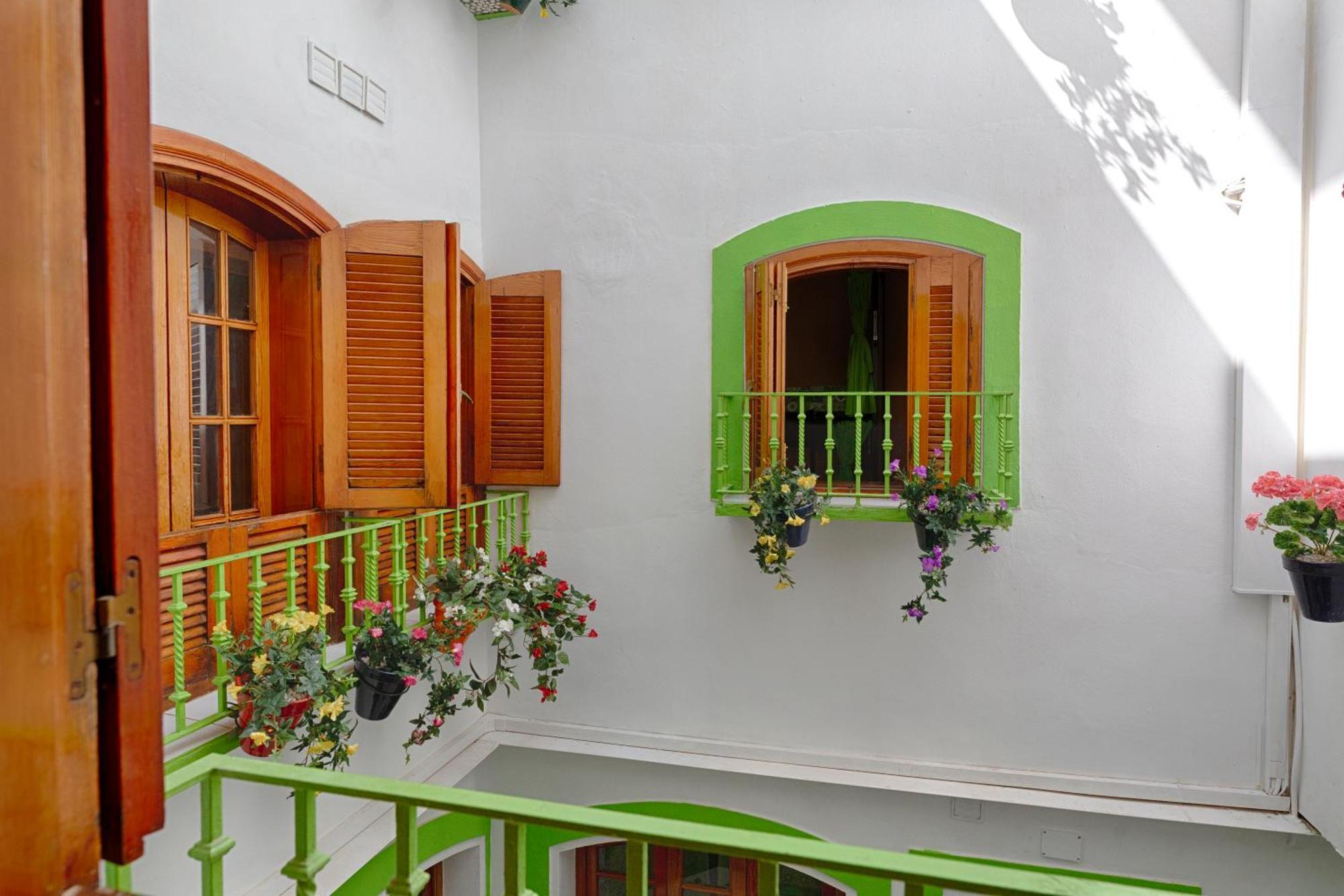 Charming Nerja Hostel Room photo