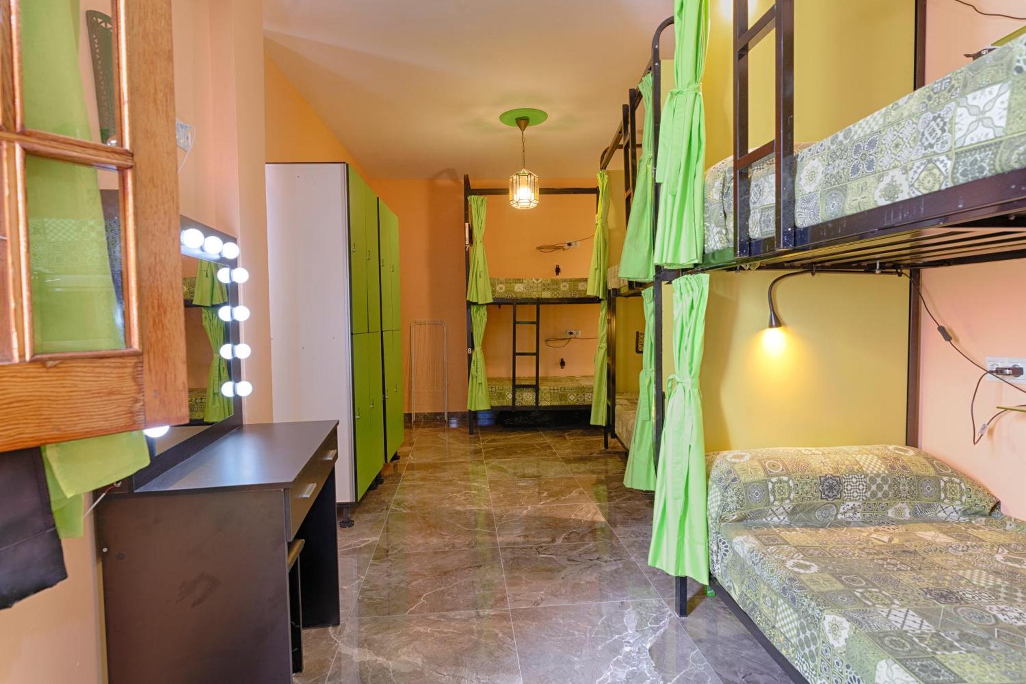 Charming Nerja Hostel Room photo