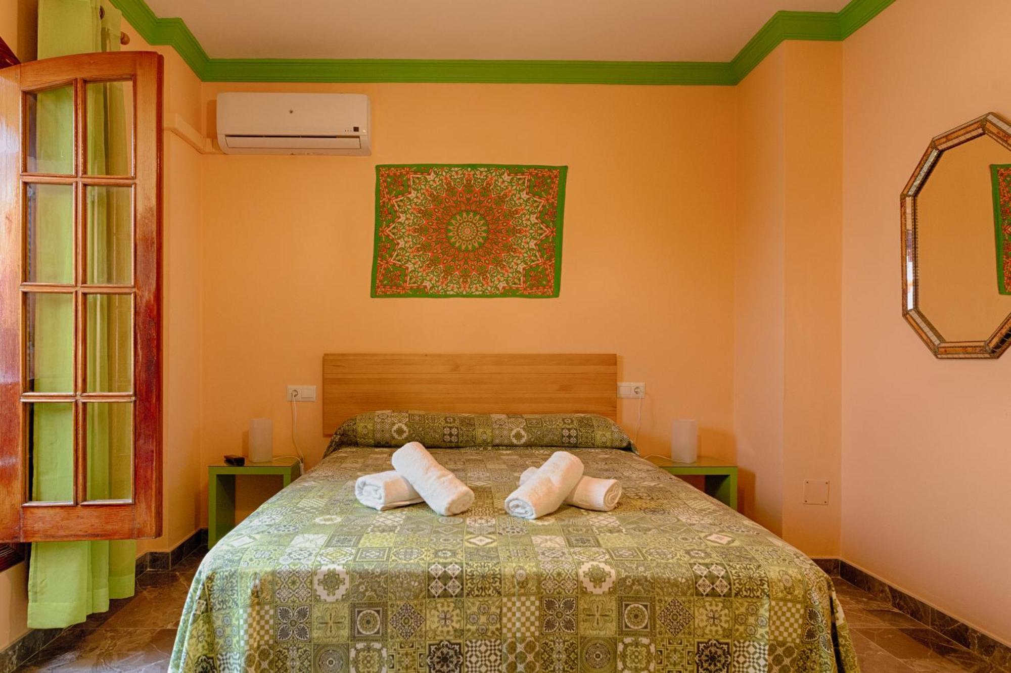 Charming Nerja Hostel Room photo